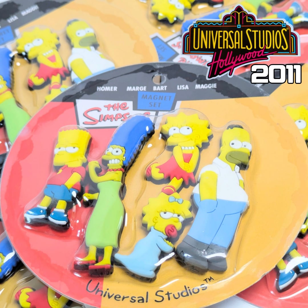 【 The Simpsons( ザ シンプソンズ )】マグネット Family on the sofa / シンプソンズファミリー〚アメリカン雑貨 アメトイ〛