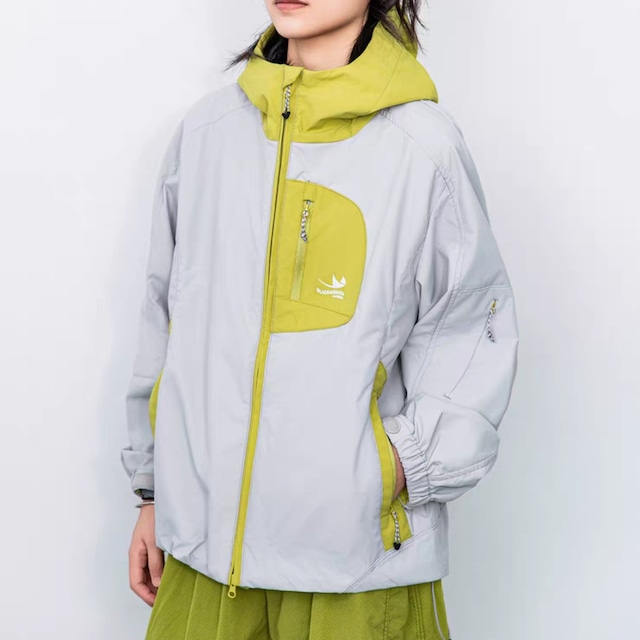 マウンテンカラーブロックナイロンジャケット