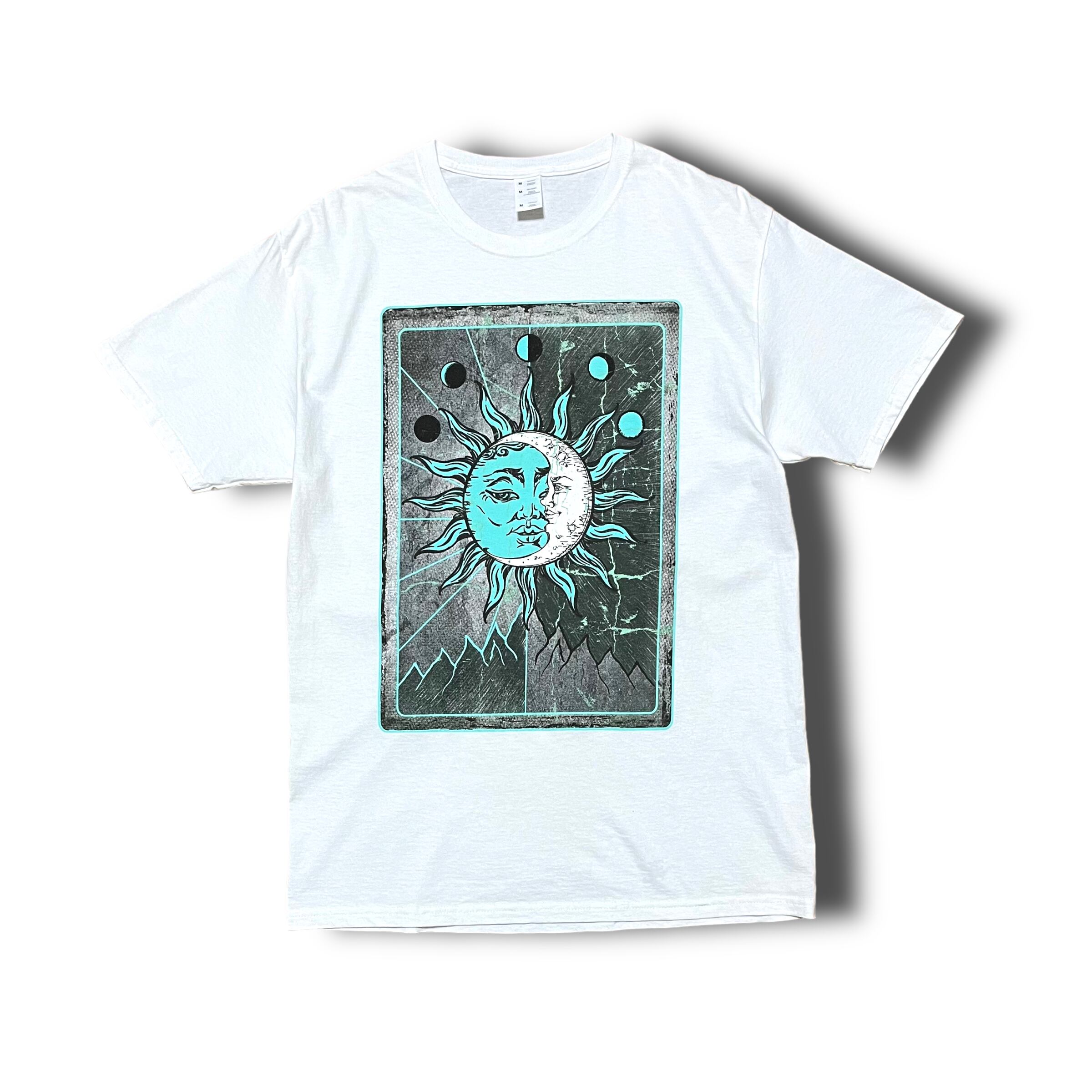 【Used】サン&ムーン タロットカードプリントTシャツ