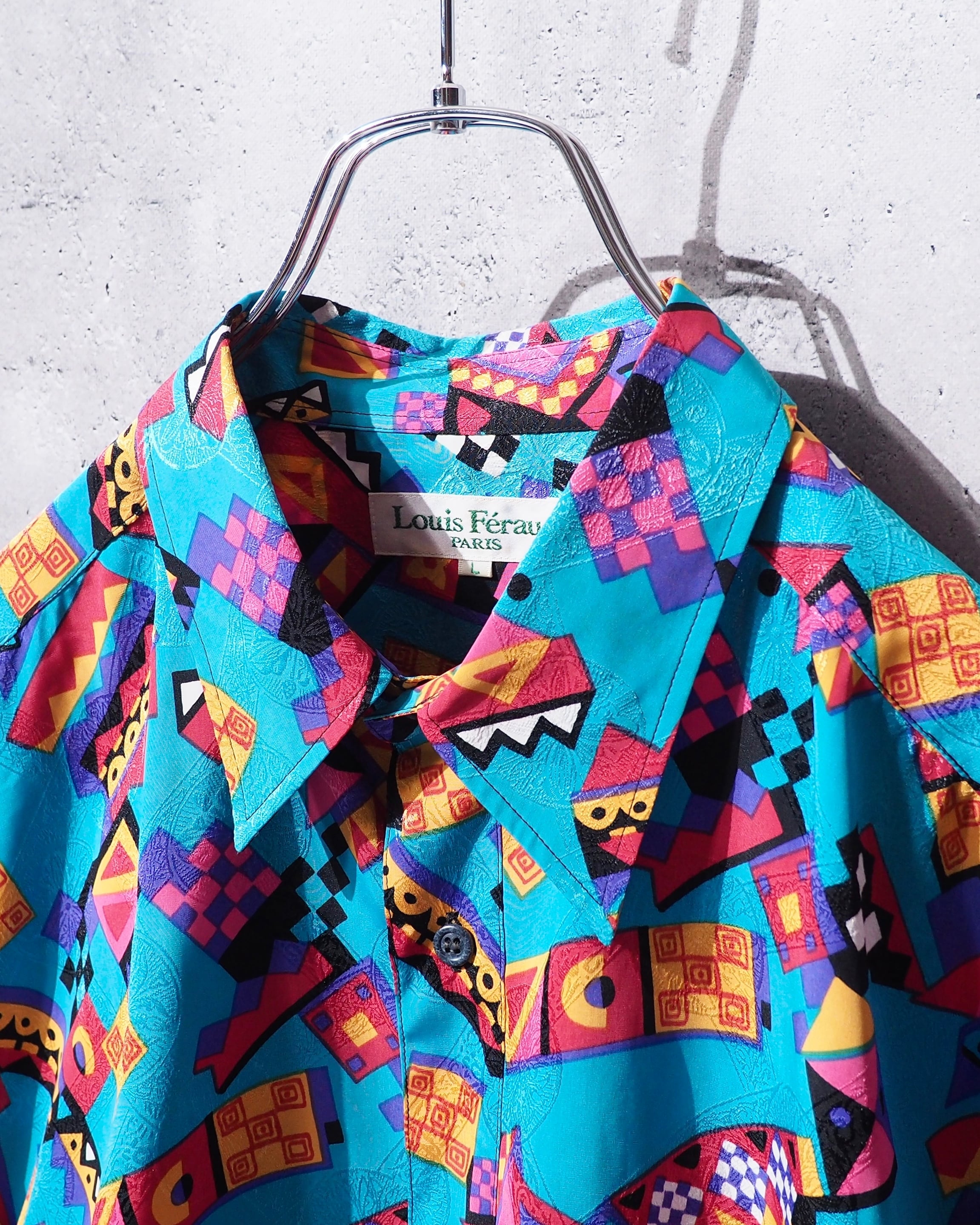 1990s Beautiful Geometric patterns vintage Drape loose shirt