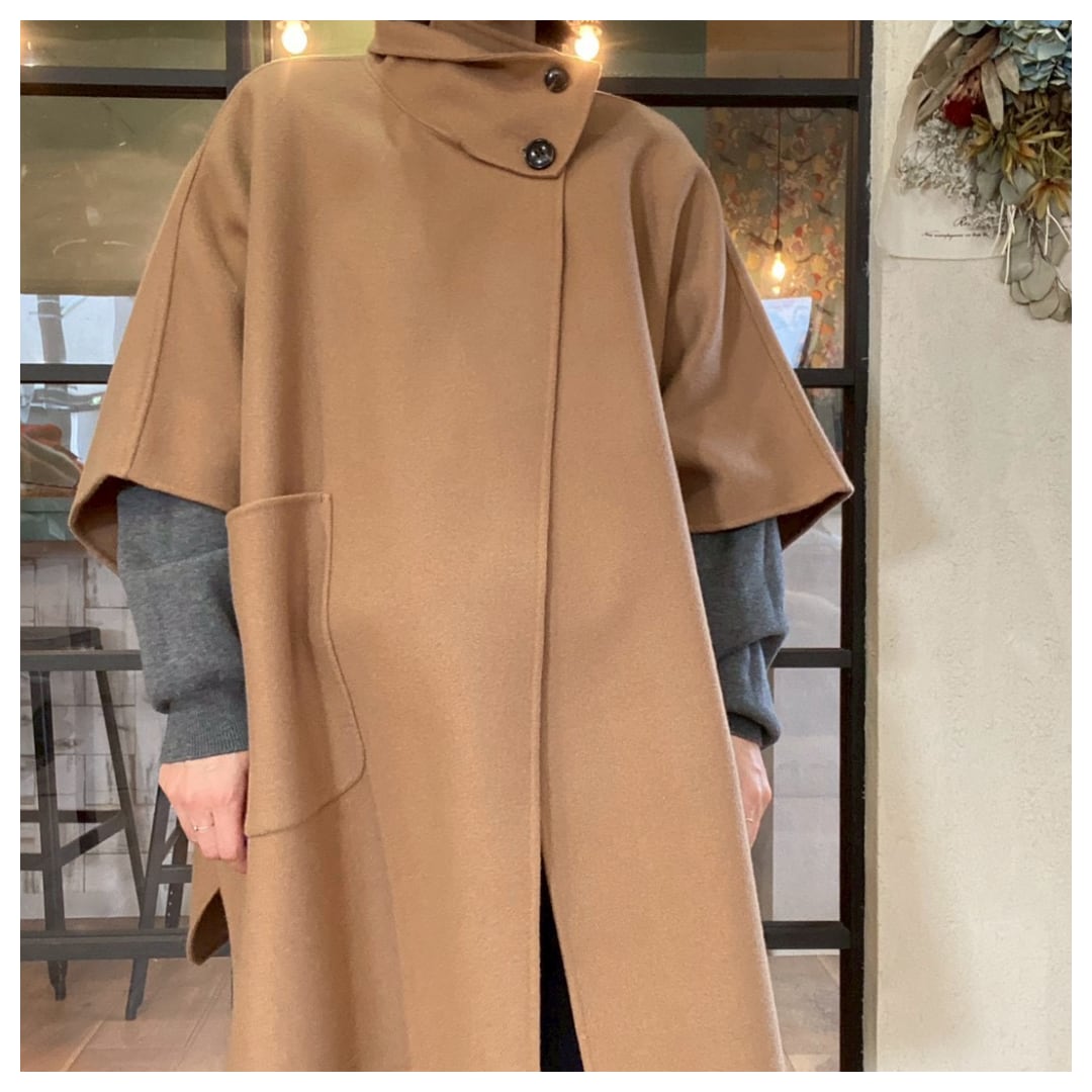 【CLOCHE】ケープコート