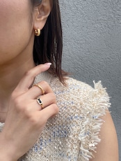 ribbed hoop pierce