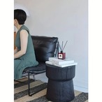 サイドテーブル　ナイトテーブル　ミニテーブル　コーヒーテーブル　シンプル　エレガント　雑誌収納　おしゃれ　黒　ブラック