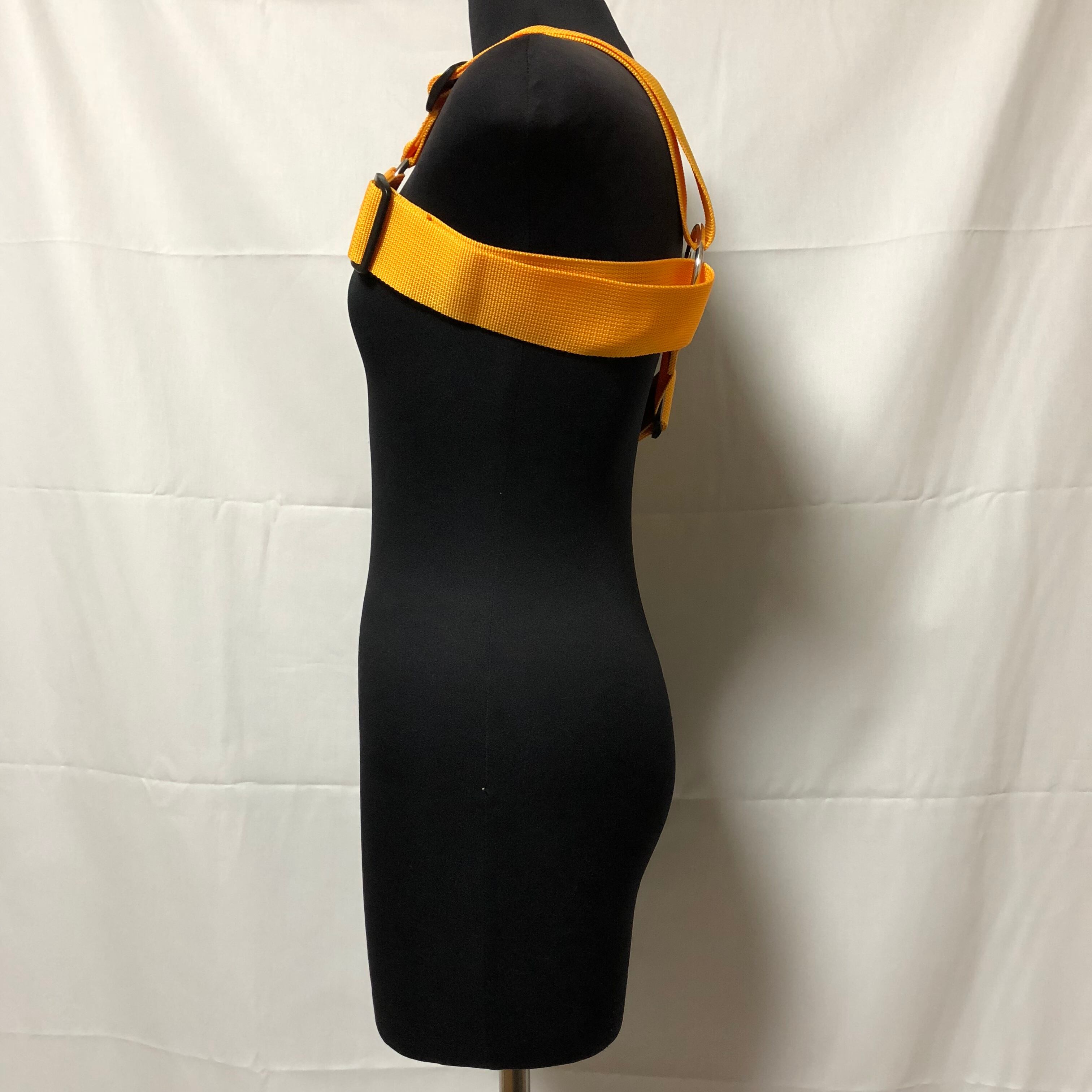 チェストハーネス 肩掛けオレンジ