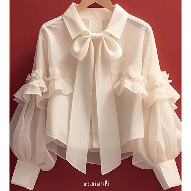 リボン ボウタイ フリルバルーンスリーブ ブラウス 25076