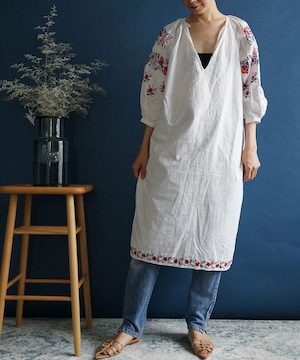 【送料無料】50's ukrainian embroidered vintage Dress