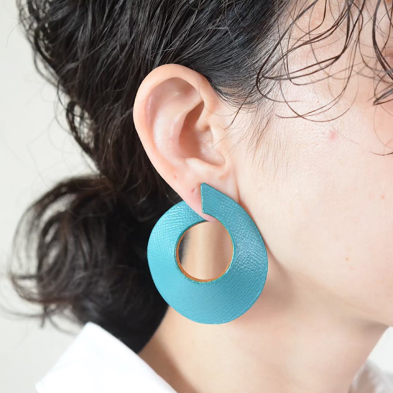 leather pierce/earring 《Goat Connect》3colors | TO DAY'S BOUTIQUE