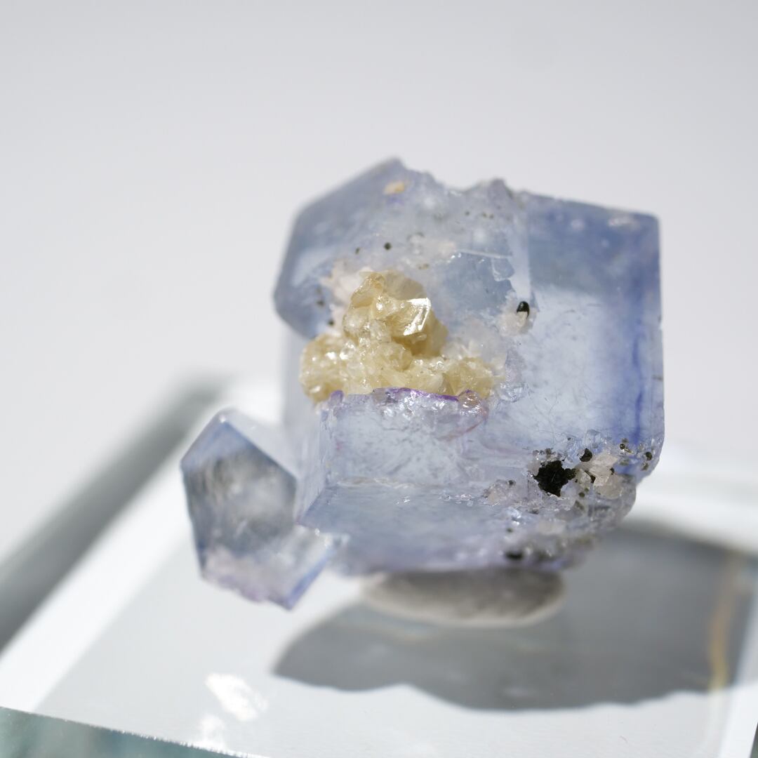 ヤオガンシャン産 フローライト / 原石 標本【A_1】 | ariife