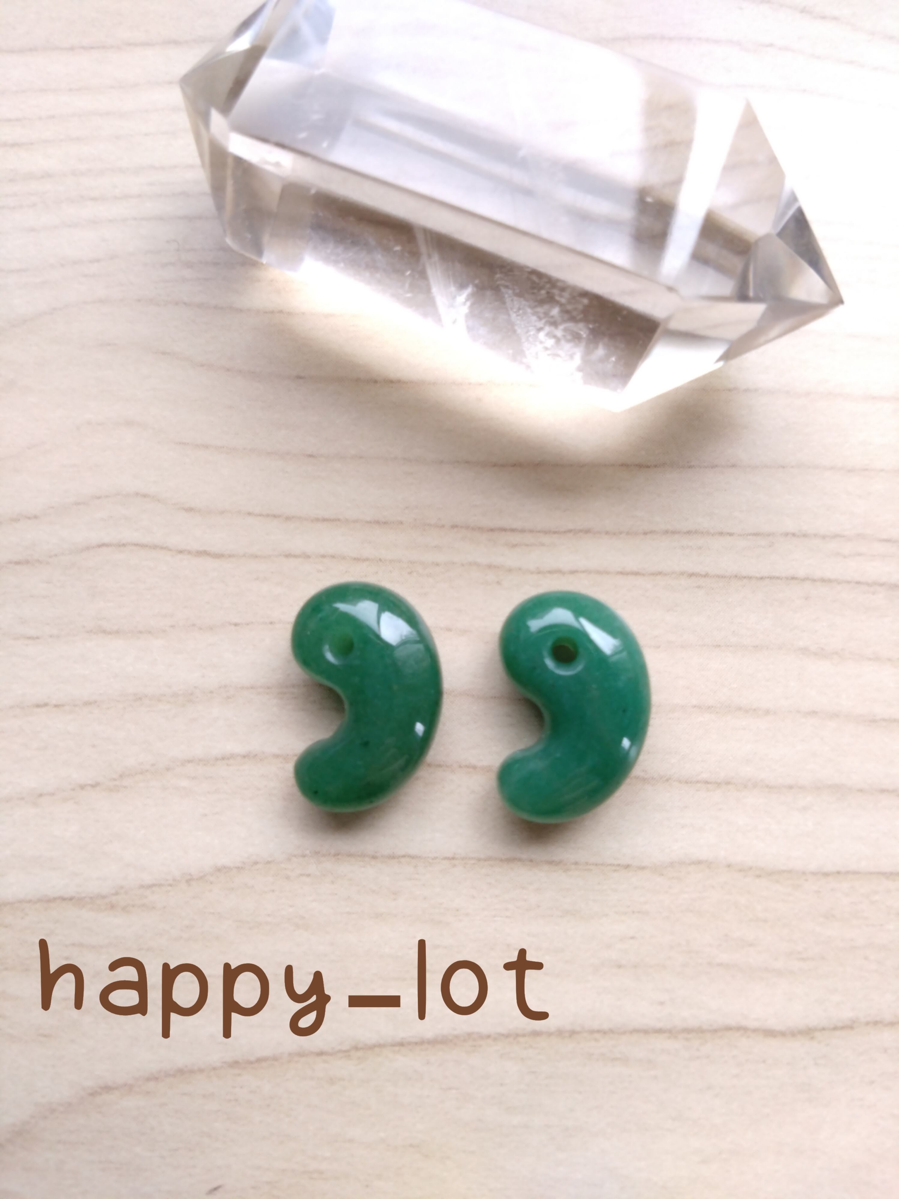 出雲型勾玉︰健康・魔除け】緑めのう(中)2個セット | happy-lot.
