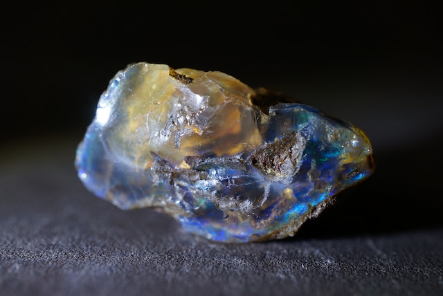 エッグ・イン・オパール Opal Egg 826