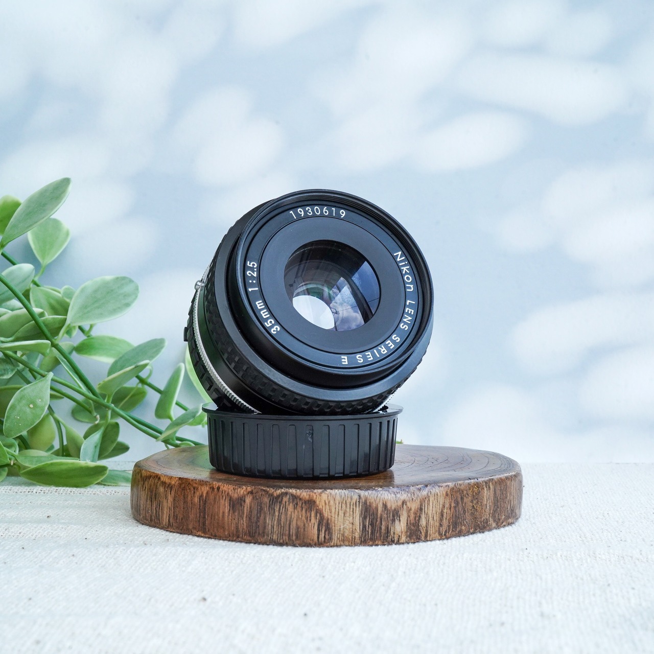 【セール品】Nikon Lens series E 35mm f2.5 可愛らしい広角レンズ