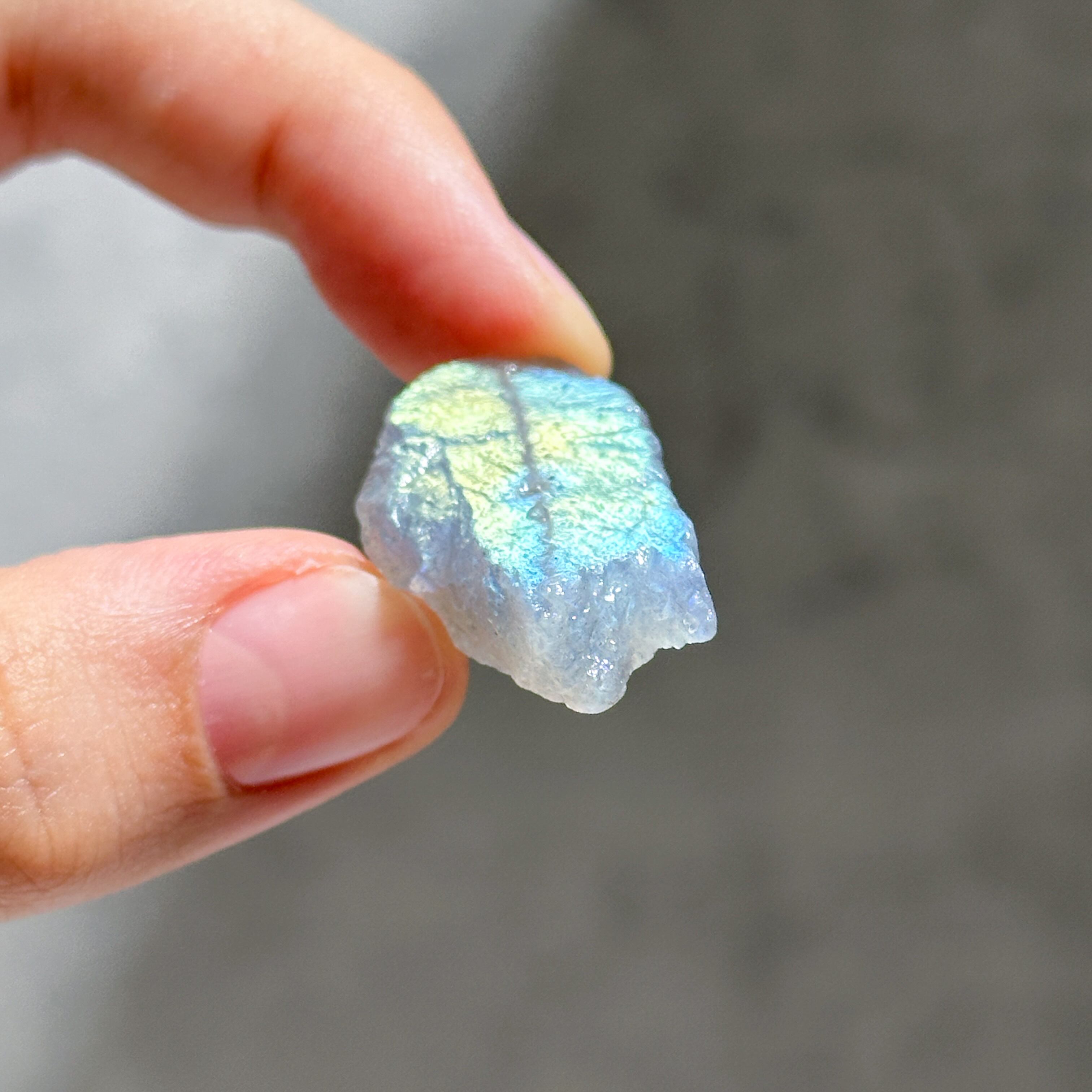 ホワイトラブラドライト 原石36◇ Labradorite ◇天然石・鉱物