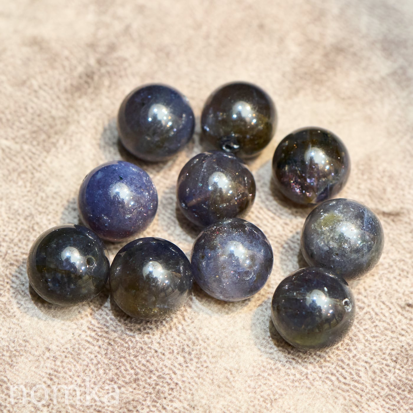 アイオライトサンストーン【13mm/大玉稀少サイズ/インド産 】ビーズ/一粒売り