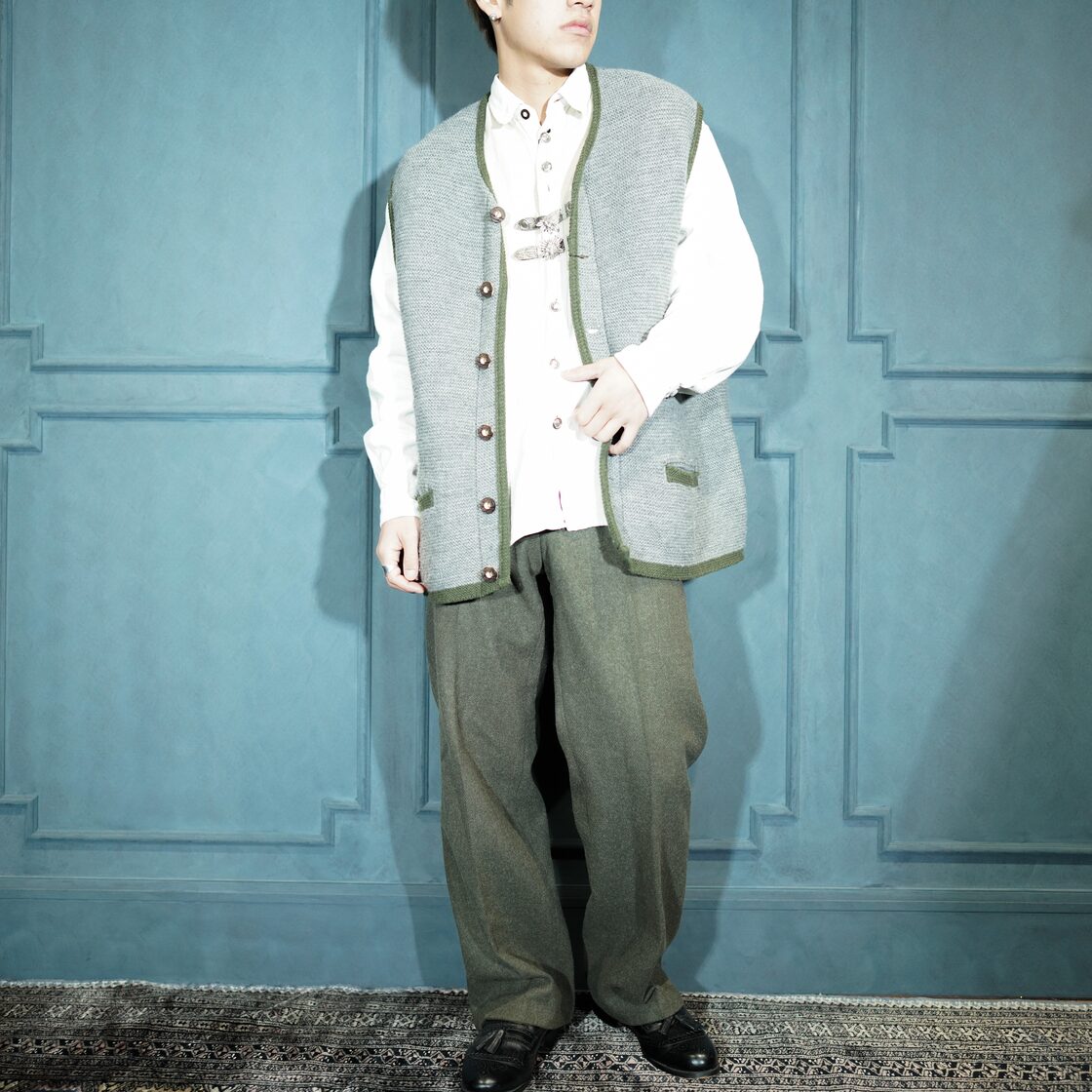 EU VINTAGE ST PETER TRACHTEN TYROLEAN WOOL VEST/ヨーロッパ古着刺繍 