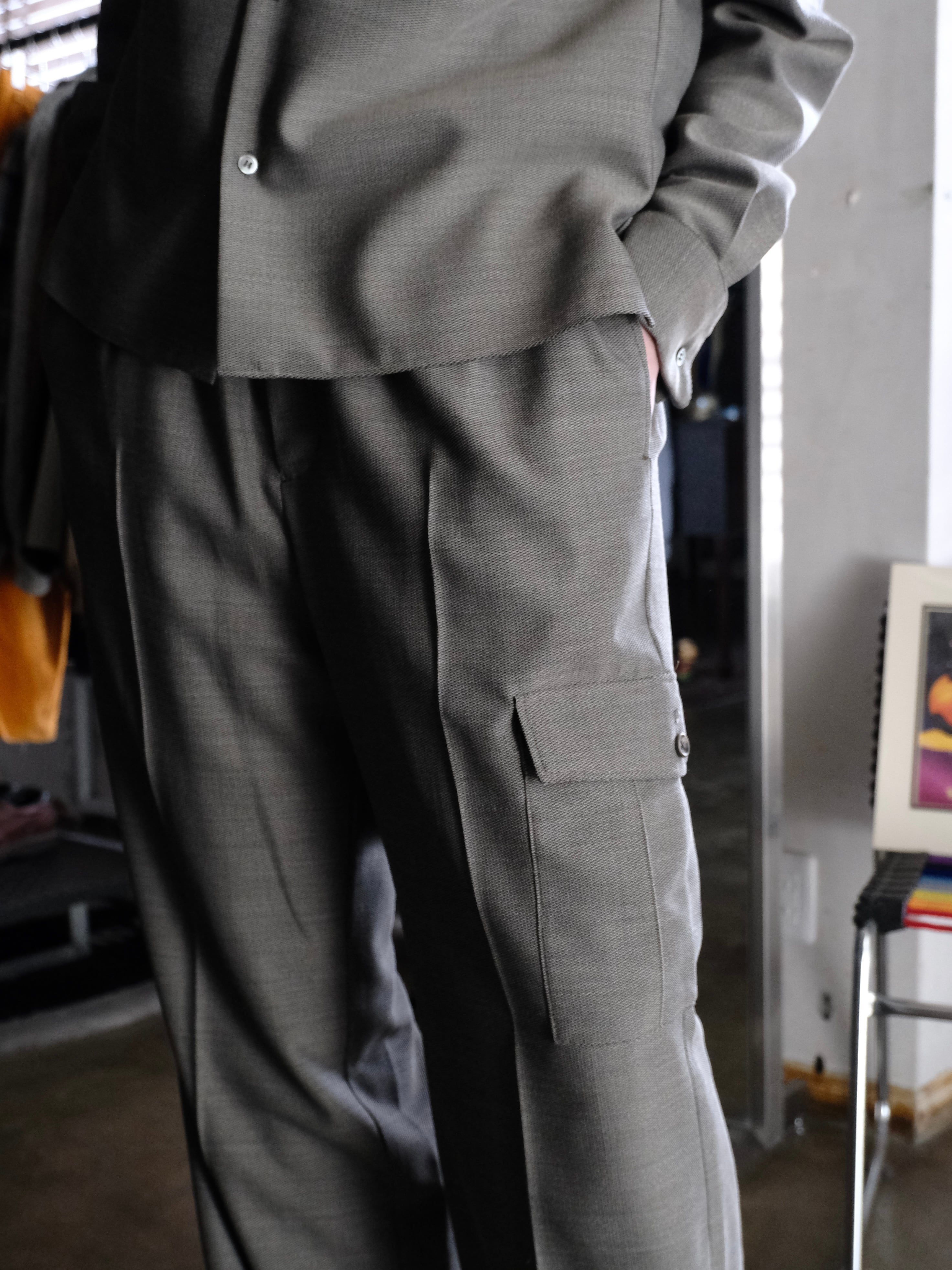 SOSHIOTSUKI】 BUBBLE WAIST CARGO TROUSERS | THE OUR