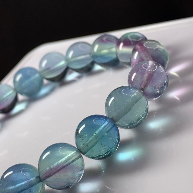 A6.透明度あり♪スカイブルーフローライトブレスレット