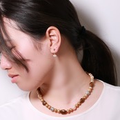 セットアップで気分上がる！数量限定 チョコレート パール ネックレス ＆ 耳物 セット ne1136