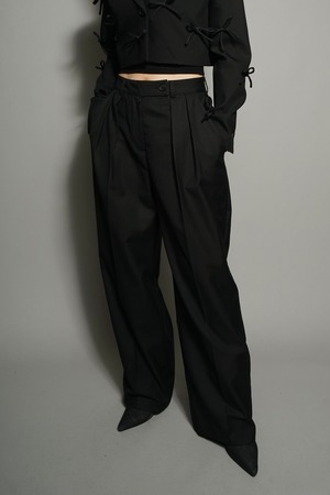 DOUBLE TUCK SLACKS PANTS  (BLACK) 2312-95-623