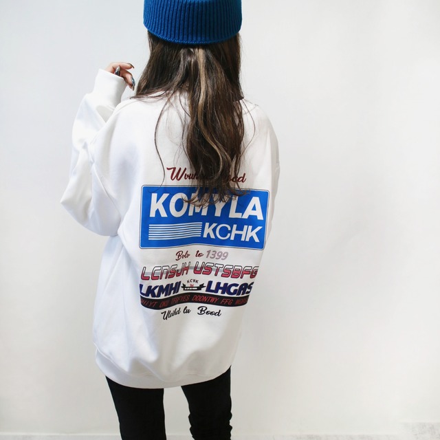 ランダムフォントロゴスウェット