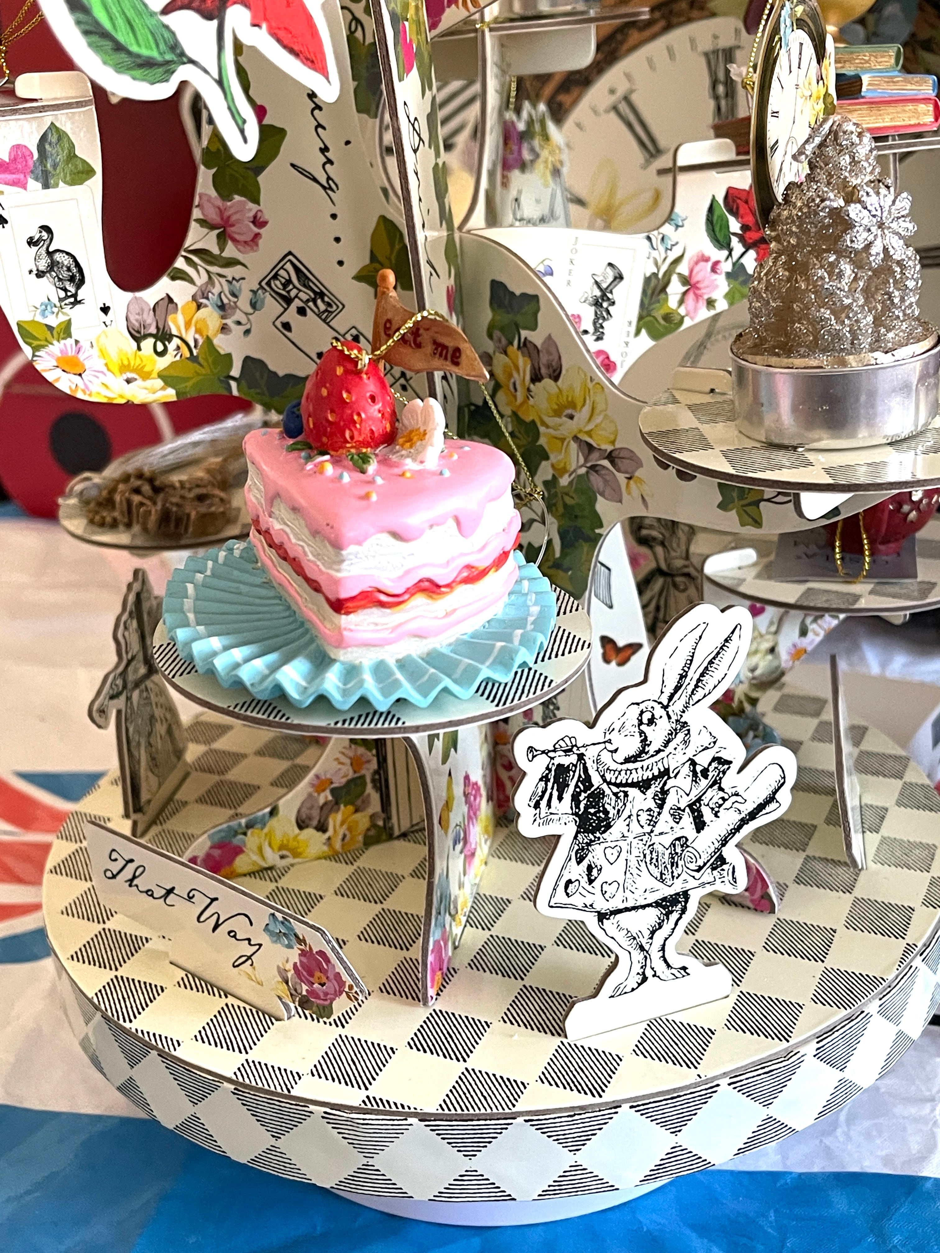 ★ふしぎの国のアリス×キャスキッドソン★ケーキスタンド★ディズニー★ ☆ふしぎの国のアリス×キャスキッドソン☆ケーキスタンド☆ディズニー