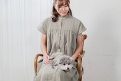 〈Ladies〉おでかけ日和の、襟フリルワンピース｜グレー