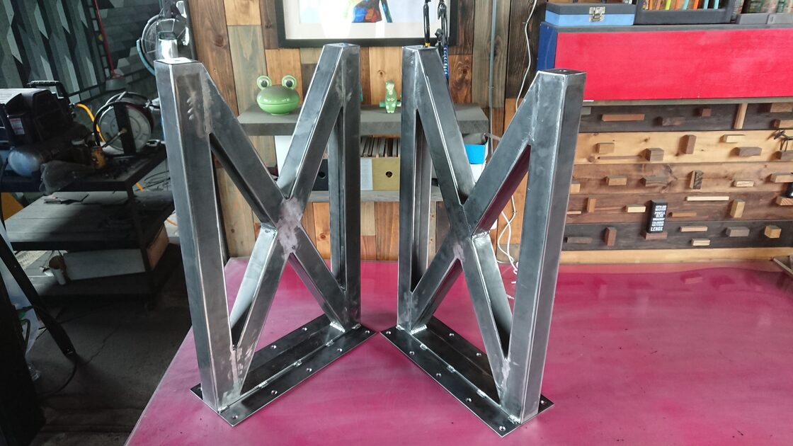 無塗装でアイアンな極太鉄脚♪ 50×400×650mm ∞型 2脚ver. ダイニング  