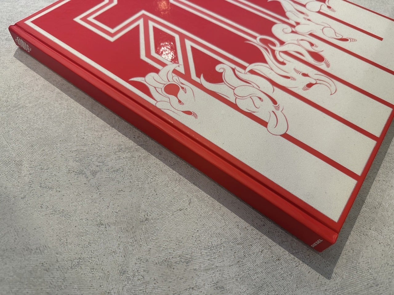 VF339】FIFTY The Amazing story of RENZO ROSSO and DIESEL /visual