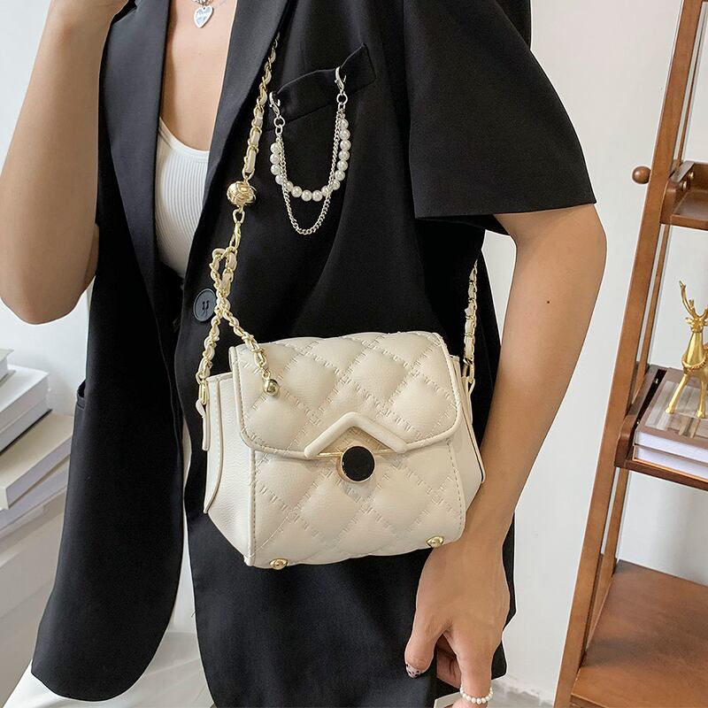 サマーチェーン レッド 夏物 クロスボディ Tiancai_Wing_Bag33775829569