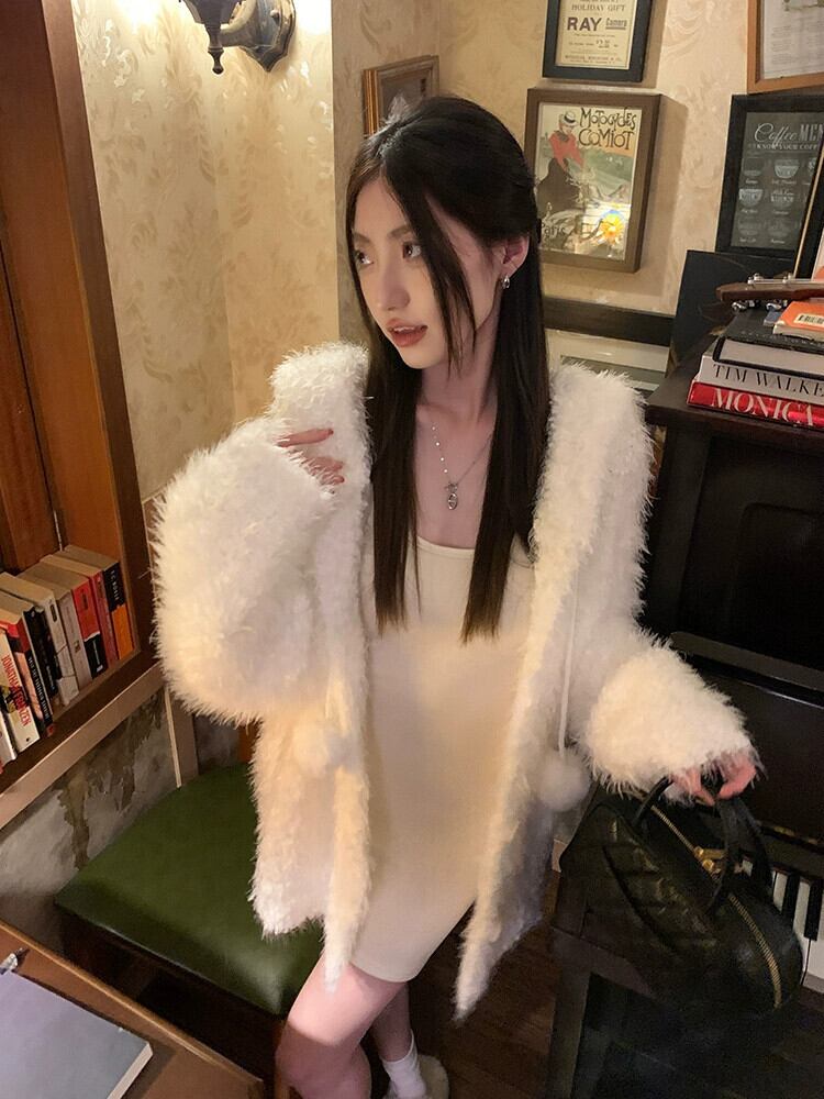 模造ミンクベルベットのフード付き肥厚セータージャケット女性の 模造ミンクベルベットのフード付き肥厚セータージャケット女性の