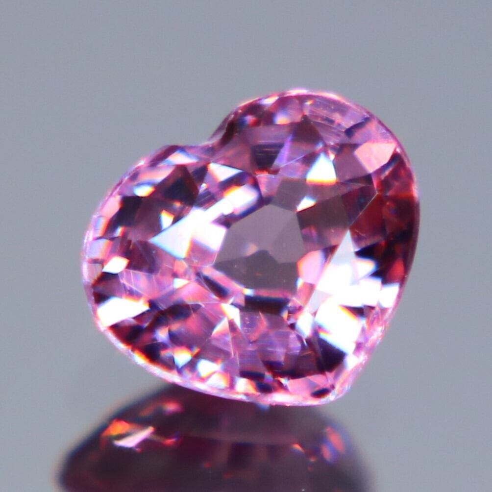 天然石　マラヤガーネット 天然マラヤガーネット 0.512ct【Z1016】中宝研ソーティング付き