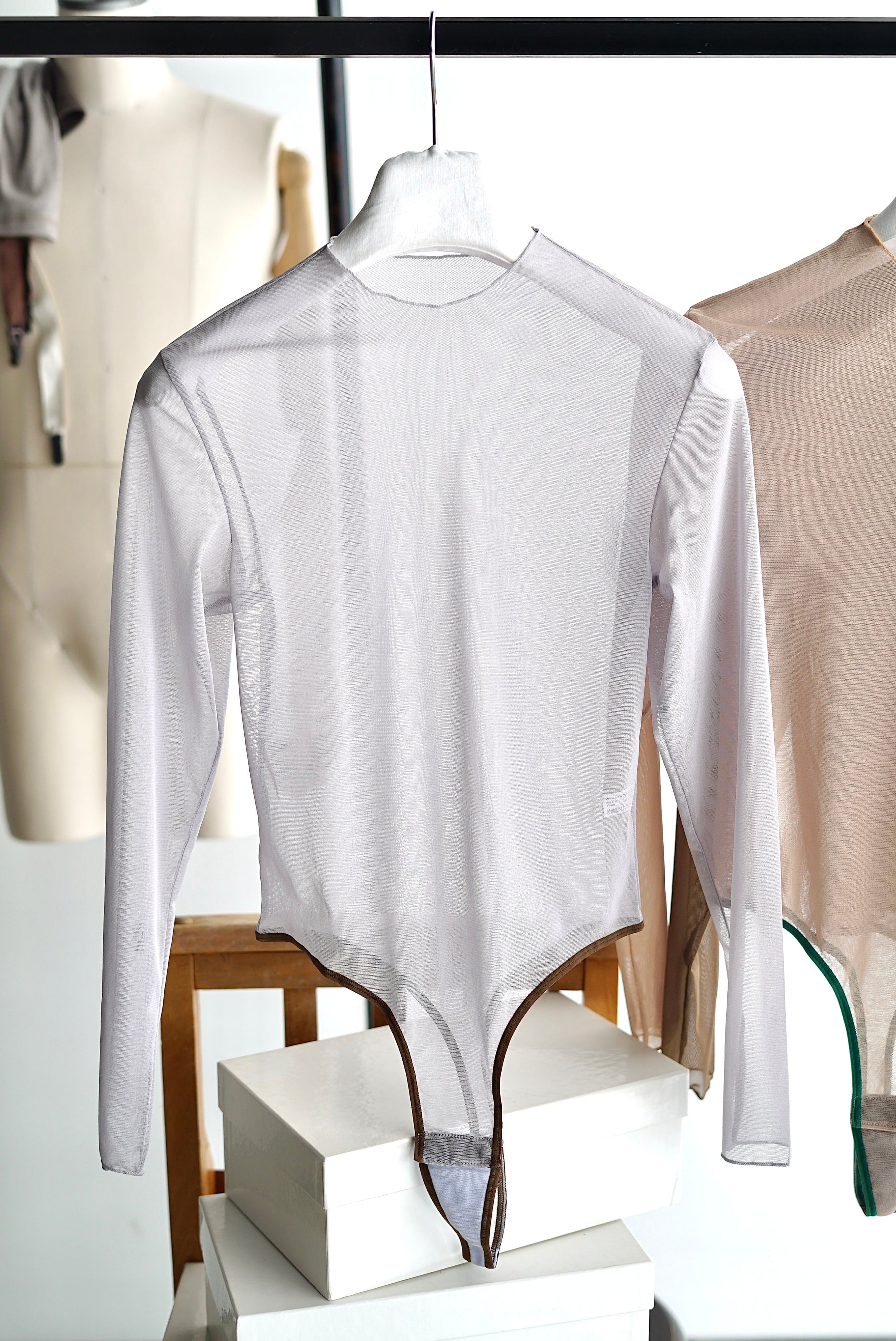 OVERNEATH / Longsleeves Tull Net (Bodysuit 088) (Grey , Beige