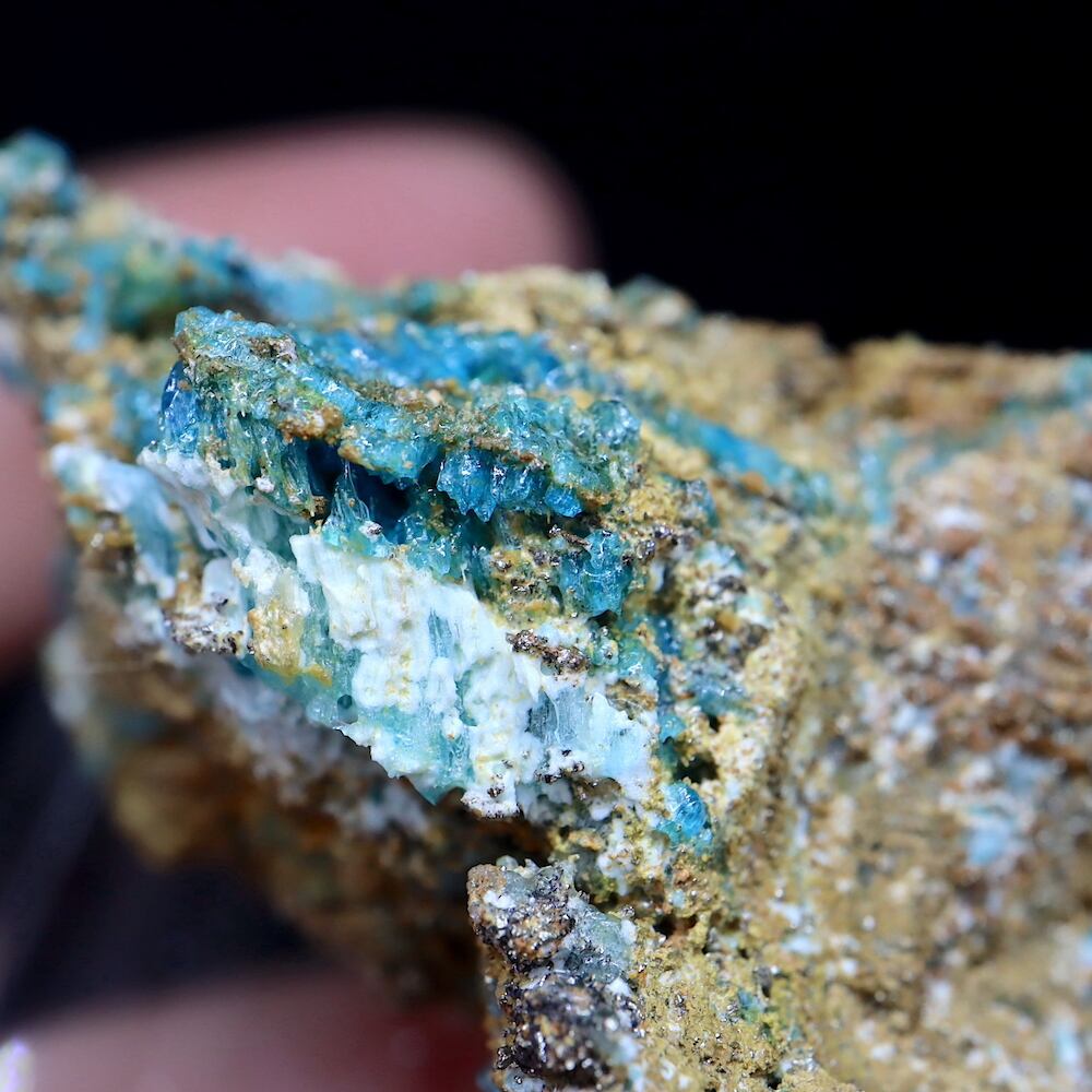 鉱物標本】カルカンサイト/胆礬(たんばん)/鉱石標本/天然石/硫酸銅の結晶/