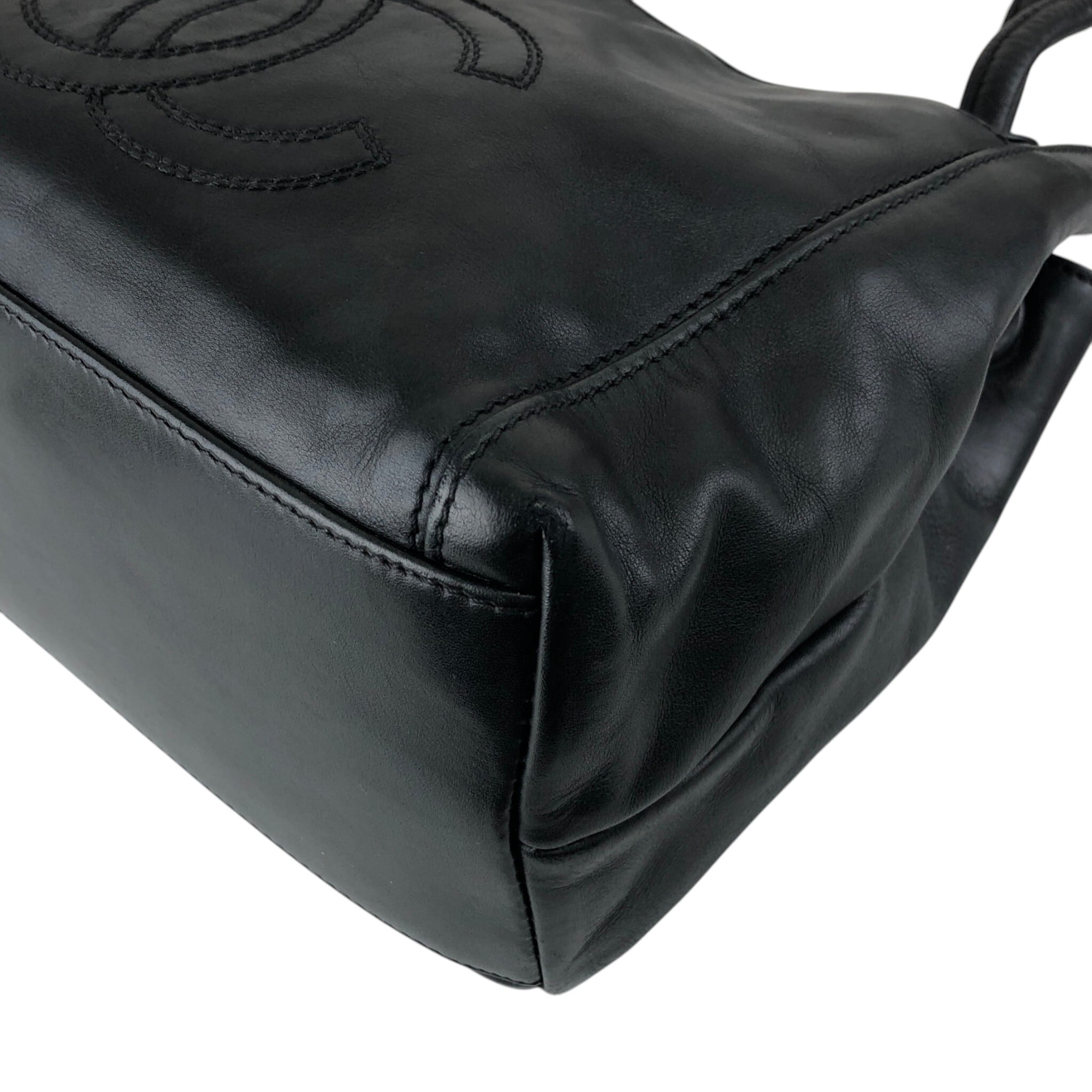 CHANEL シャネル ショルダーバッグ ブラック ココマーク レザー
