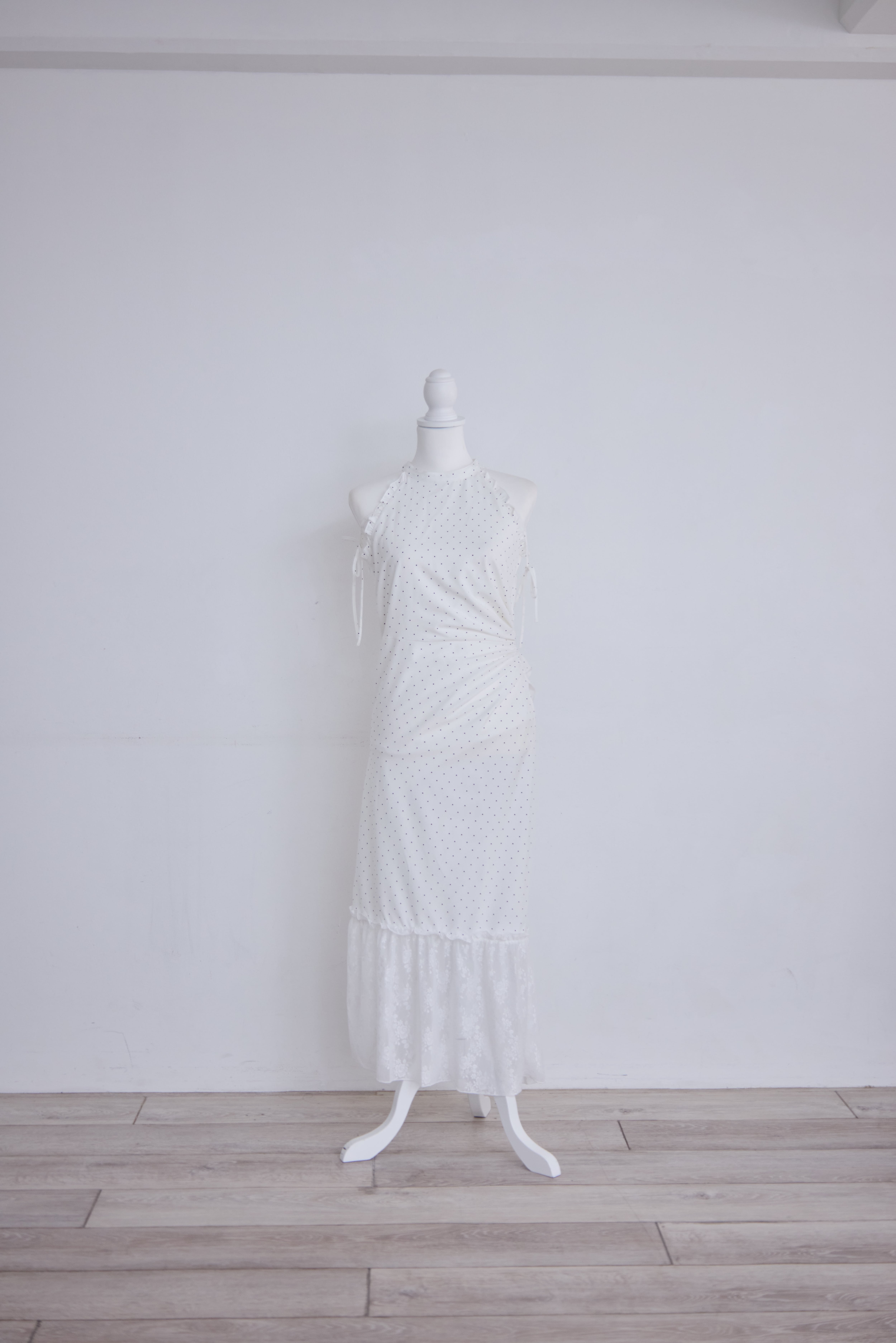 lace docking long onepiece | Désir et Raison