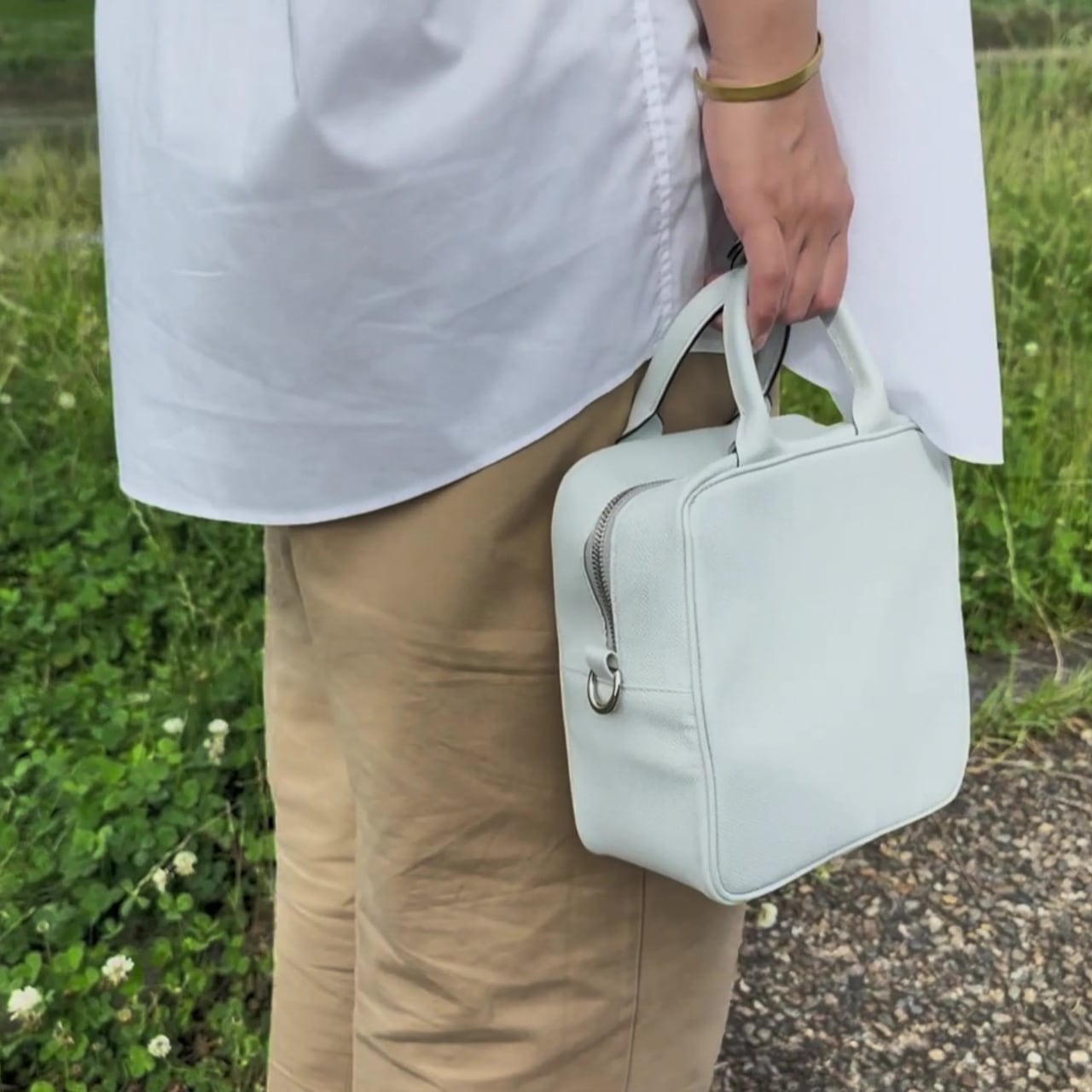 Embossing Leather Mini Square Shoulder Bag -Off White- | ＋tass