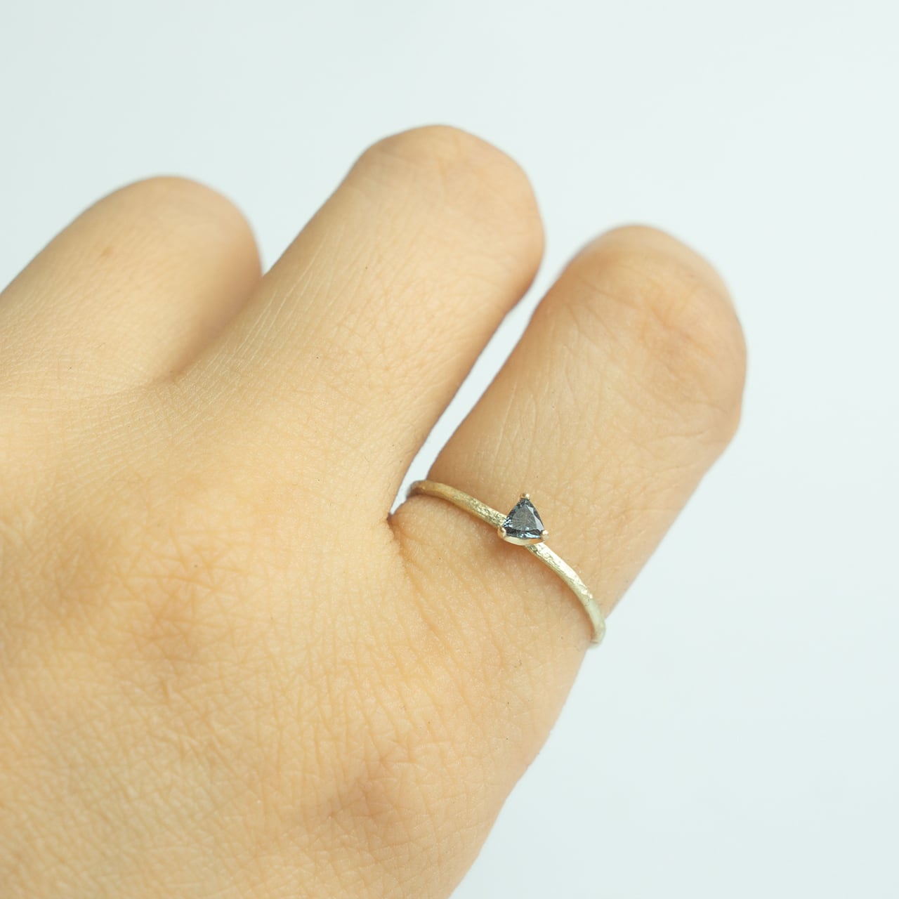 Rock Ring ーベキリーブルーガーネット | Kumiko Taya jewelry