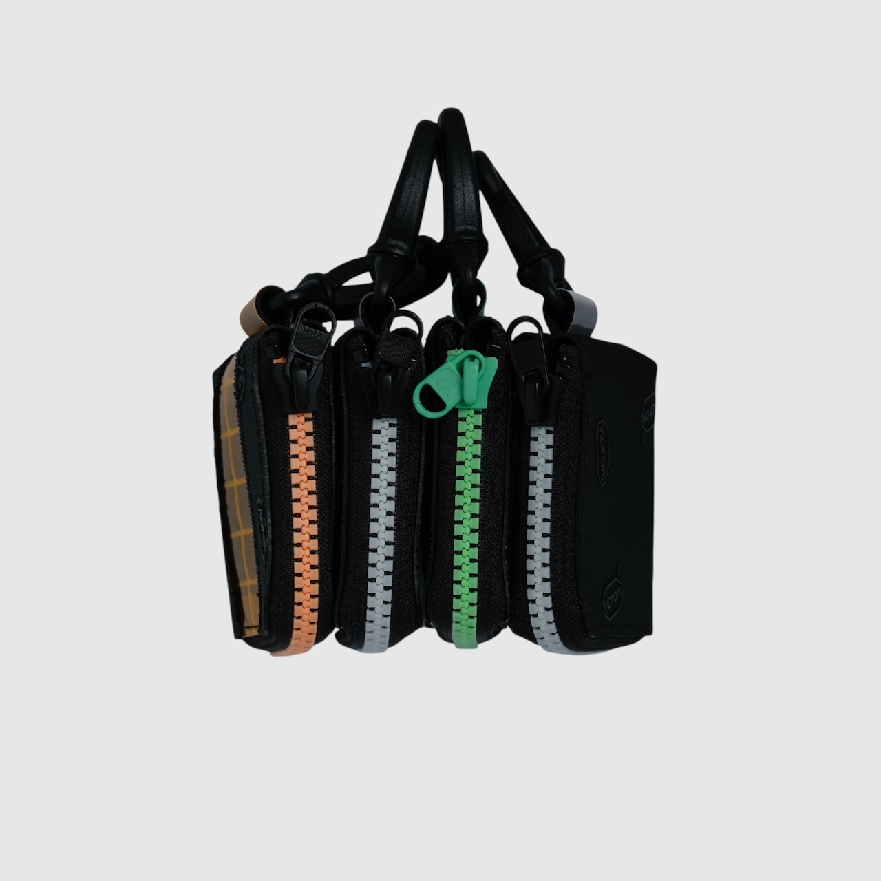 vibram micro case (black×clear) with green glowing zip