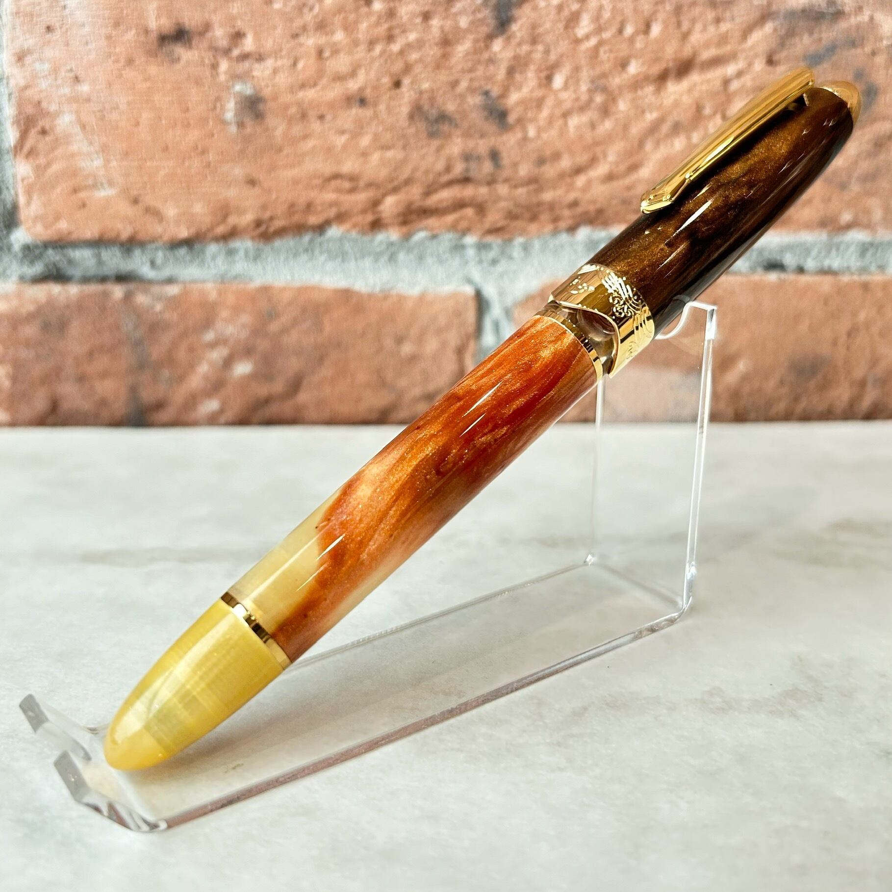 ナーワル（ナーヴァル）ノーティラス セファロポッド 万年筆　Fサイズ ナーワル（ナーヴァル）ノーティラス セファロポッド 万年筆 F