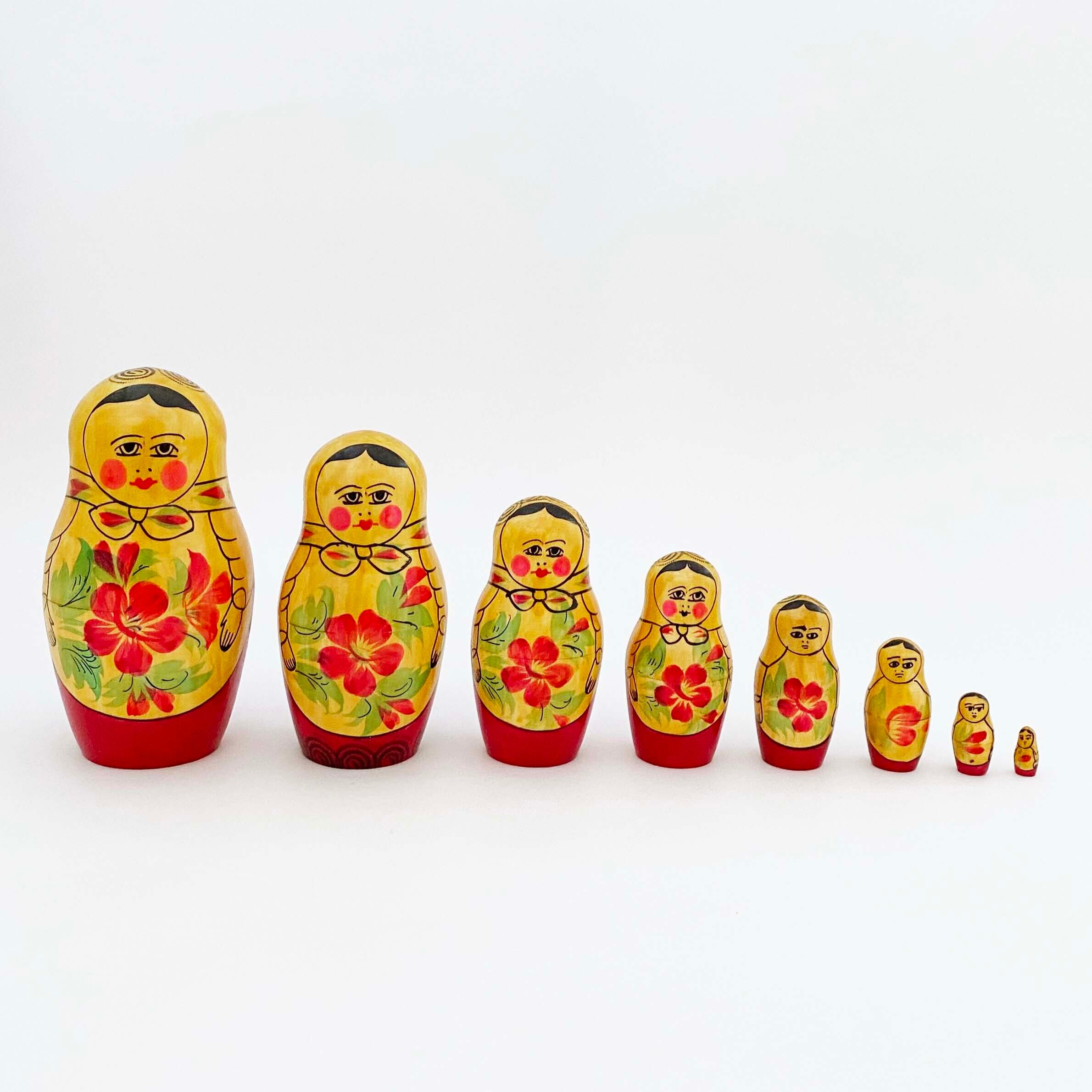 ヴィンテージマトリョーシカ1970年代（セミョーノフ産12個組）