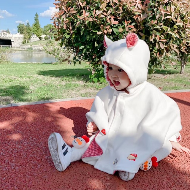 予約商品 ベビー ポンチョ 防寒 フード付きポンチョ ベビー コート 秋 冬 あったか マント アウター 子供 送料無料 ベビー ブランド 出産祝い ギフトに 人気 1歳 お祝い プレゼント Lavoro