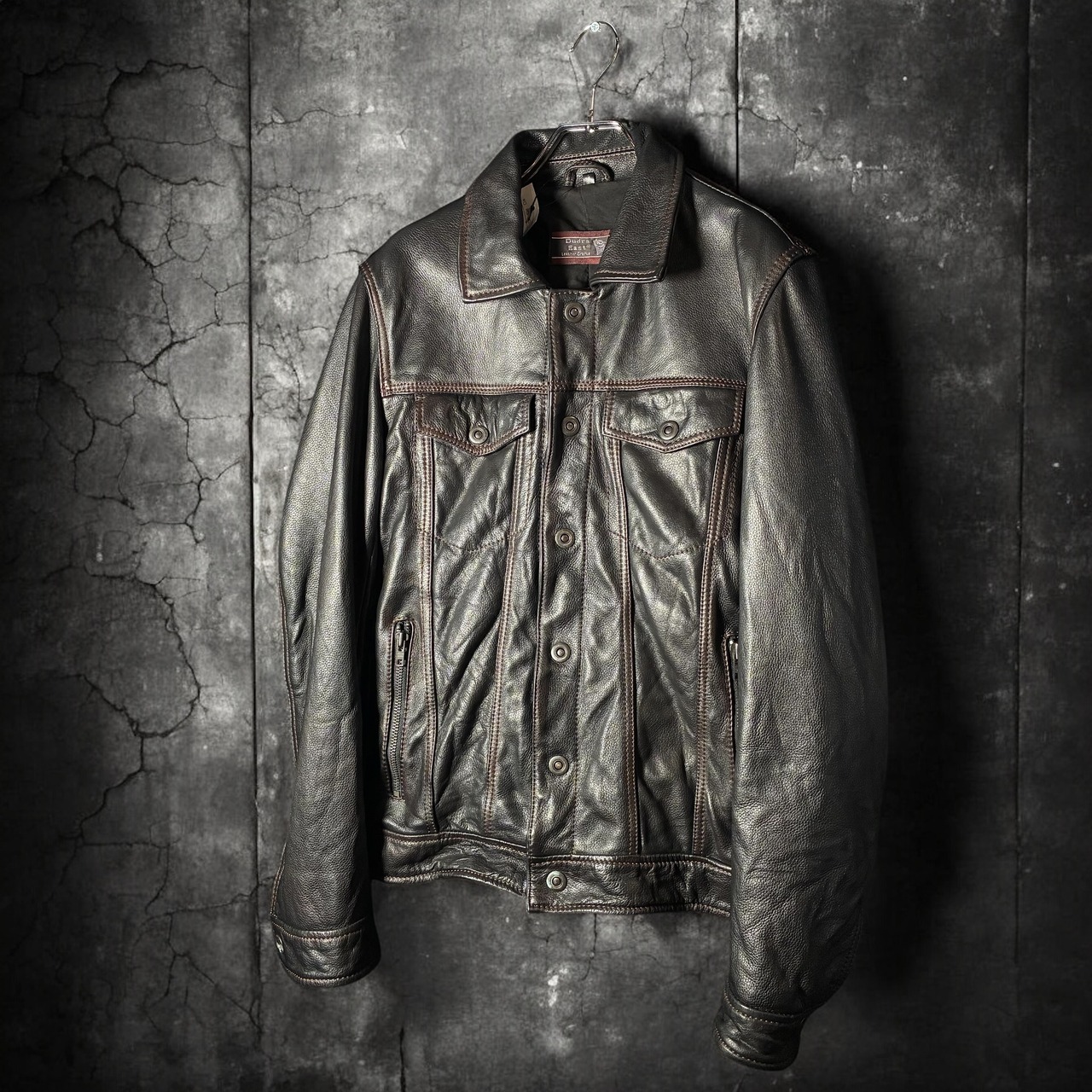 Dudra East / 本革レザージャケット / 3rdタイプ デザイン / 牛革 / レザートラッカー / アメカジ