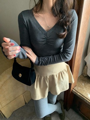 (予約)P.Y.T / V-Neck Shirring Tee / 4color