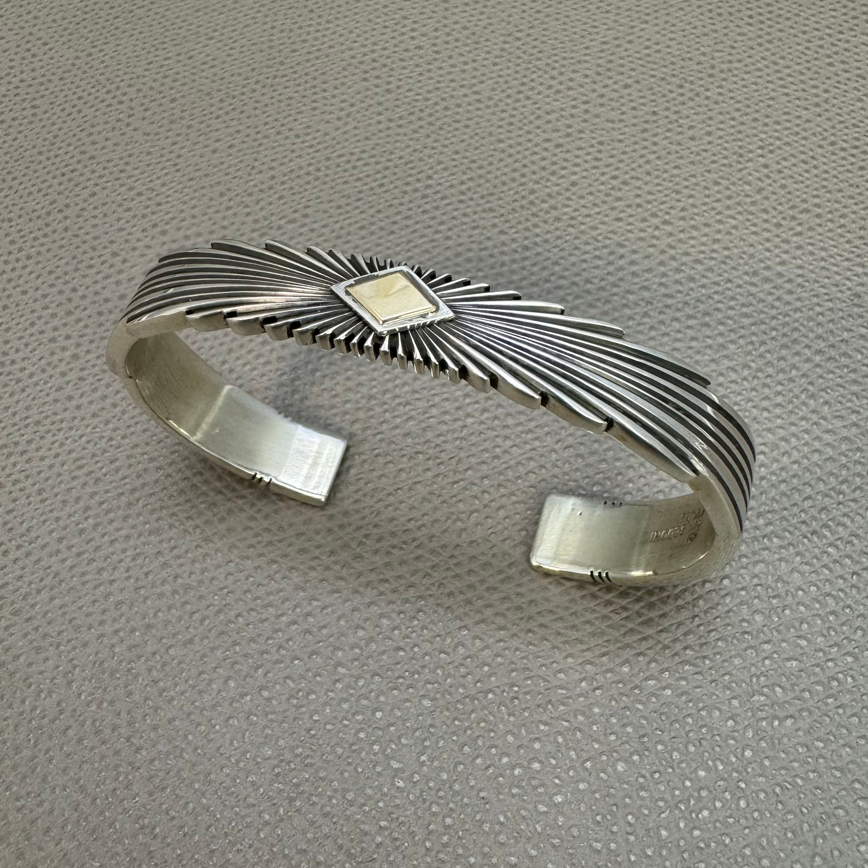 NAVAJO（ナバホ）族 Randy Boyd作 China Mountainターコイズバングル