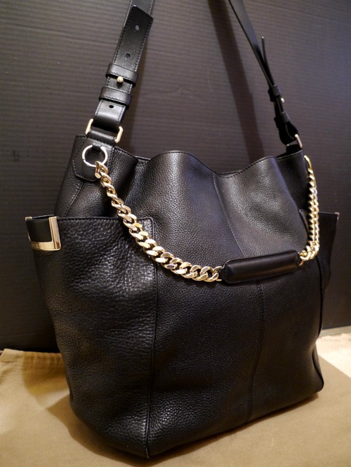 レア美品24万★JIMMYCHOO ジミーチュウ アンナ バイカーチェーン ハンドショルダー2way レザートート バッグ 黒★