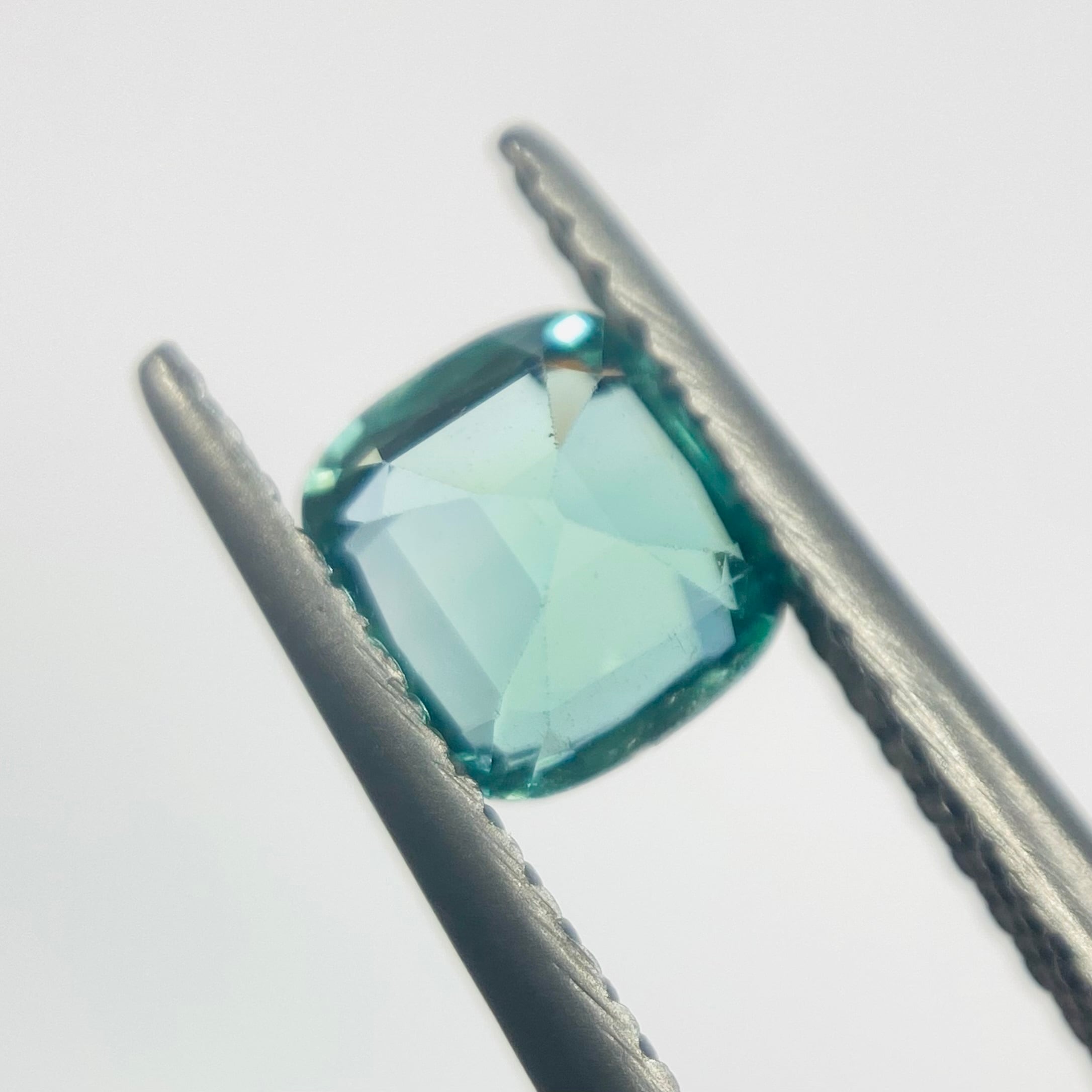 清流 ラグーンカラーのトルマリン