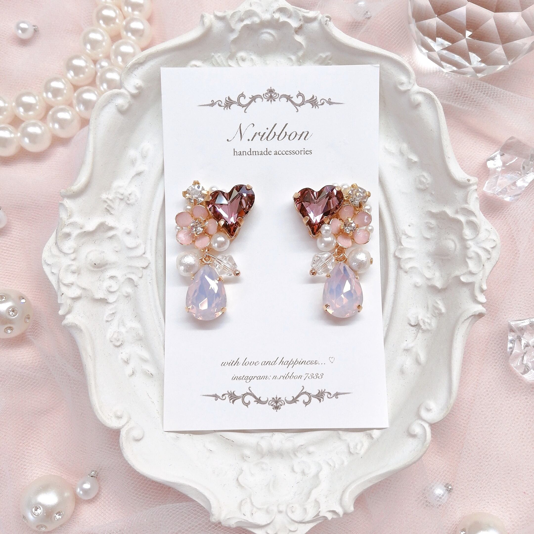 SWAROVSKI イアリングアクセサリー