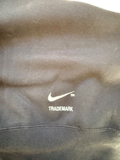 NIKE パーカー ビッグロゴデザイン