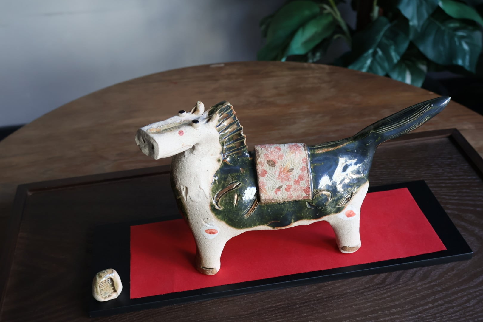 豊大窯 伊藤仁作 福寿 駿馬織部(特大)午年干支置物 | うつわ通販 土岐