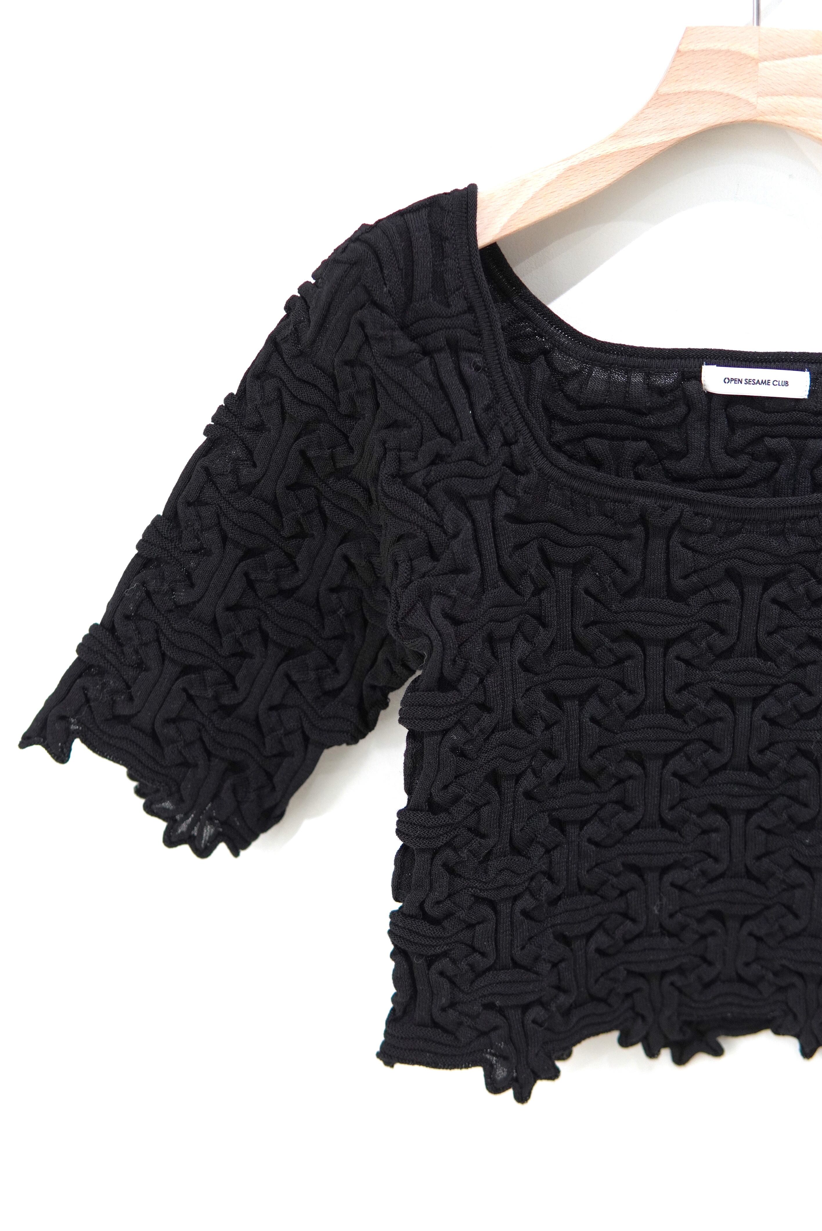 OPEN SESAME CLUB / lattice half sleeve tops / BLACK | POETRY