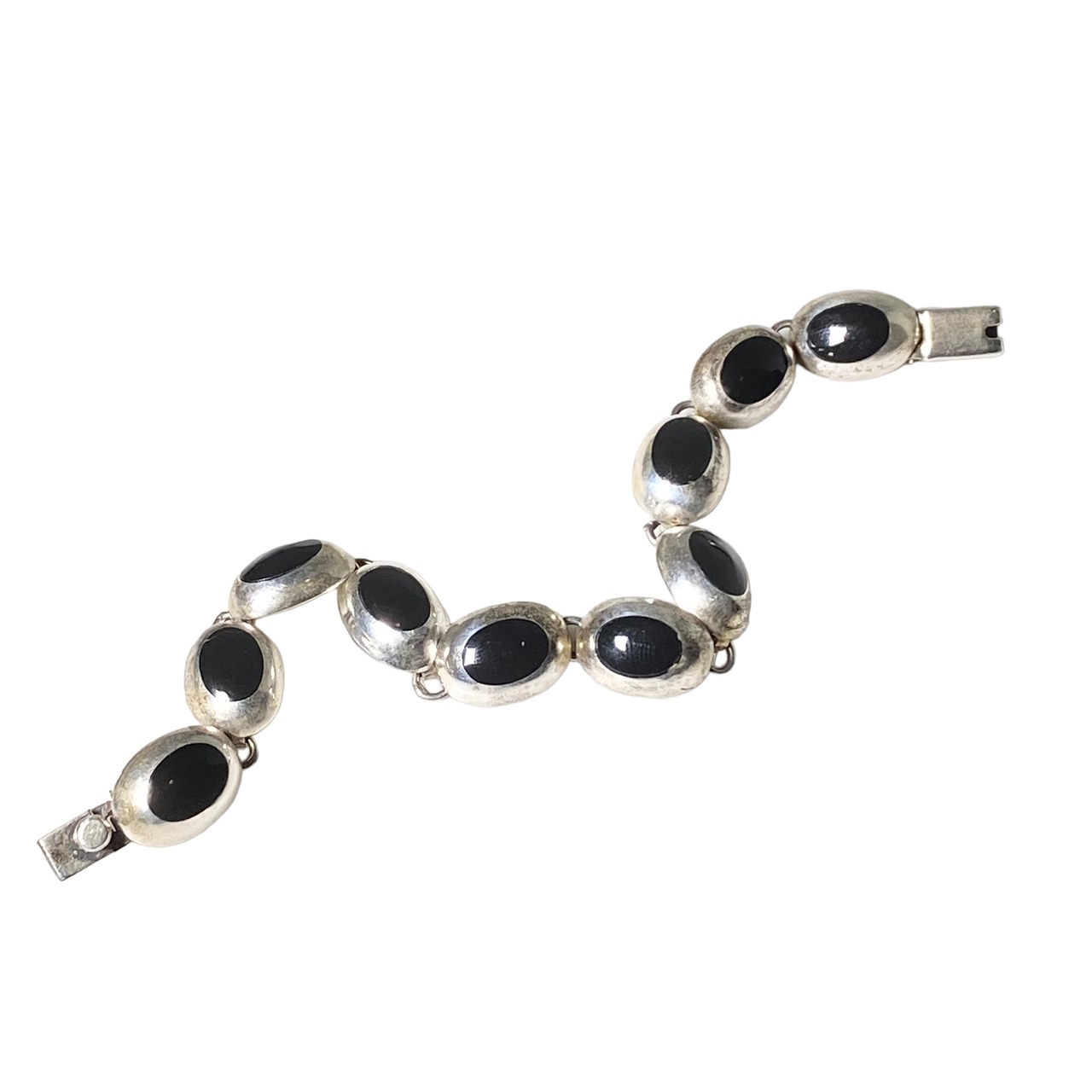 vintage Mexican silver × onyx bracelet